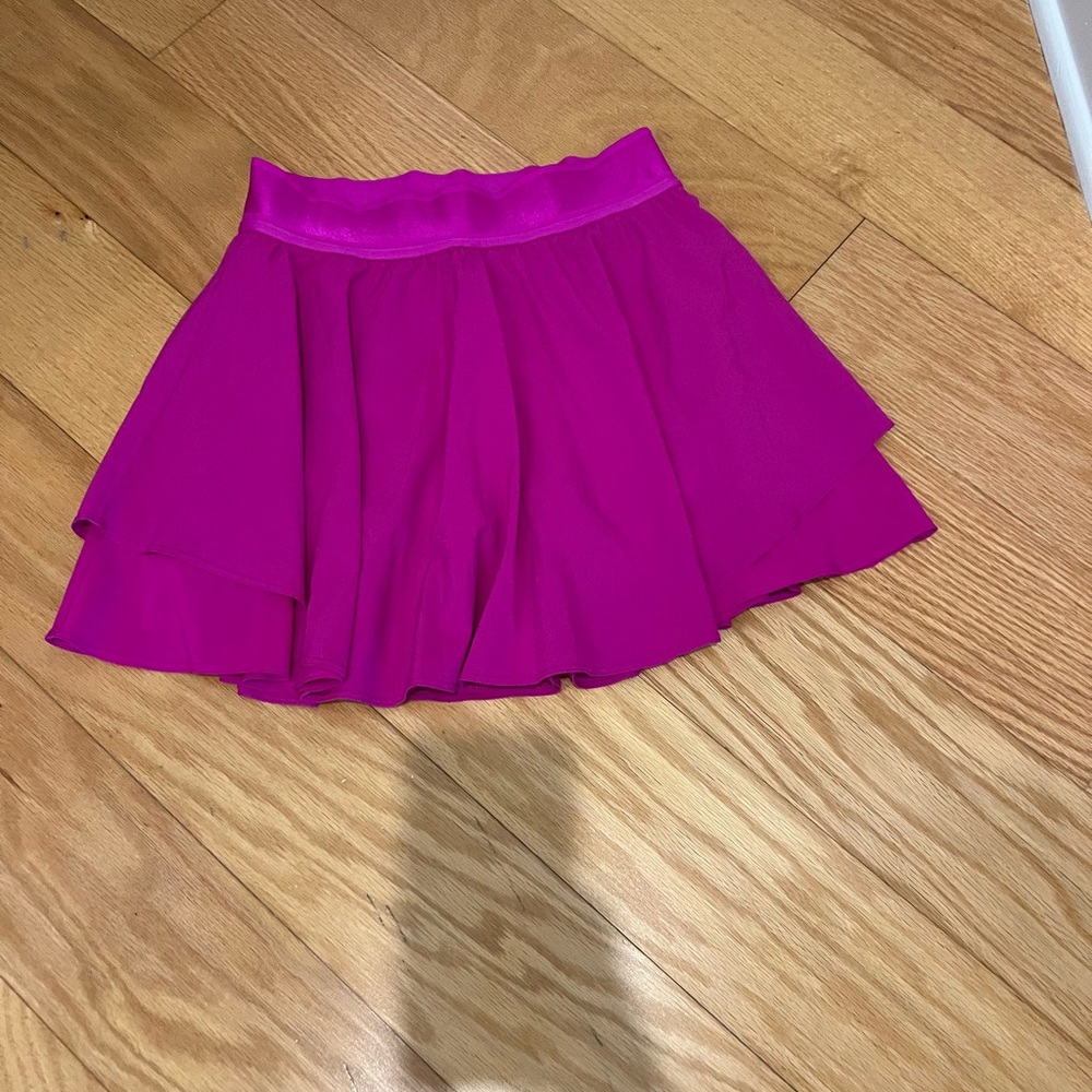 LuLuLemon Women's Skirt Size 4